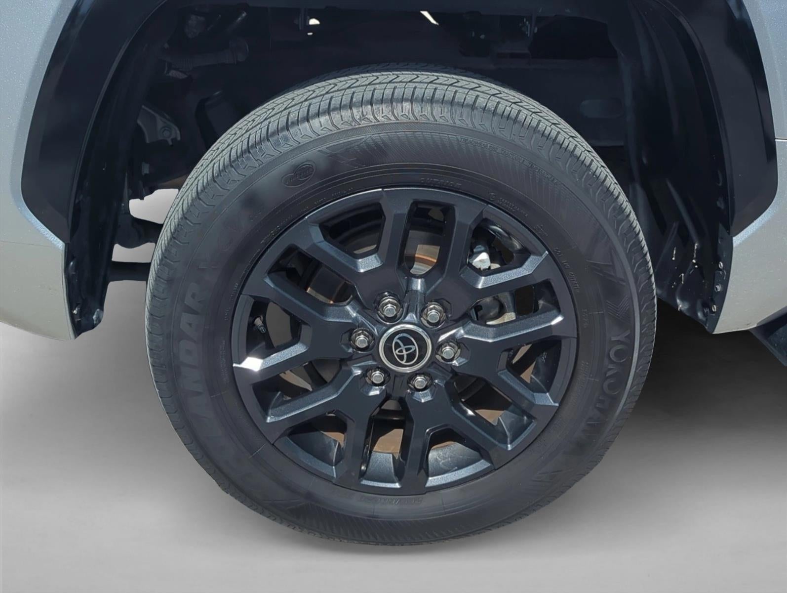 2023 Toyota Tundra 4WD 4WD Platinum CrewMax 5.5' Bed (Natl)