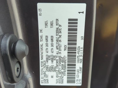 2025 Toyota Tundra 4WD 4WD Platinum Hybrid CrewMax 5.5' Bed (Natl)