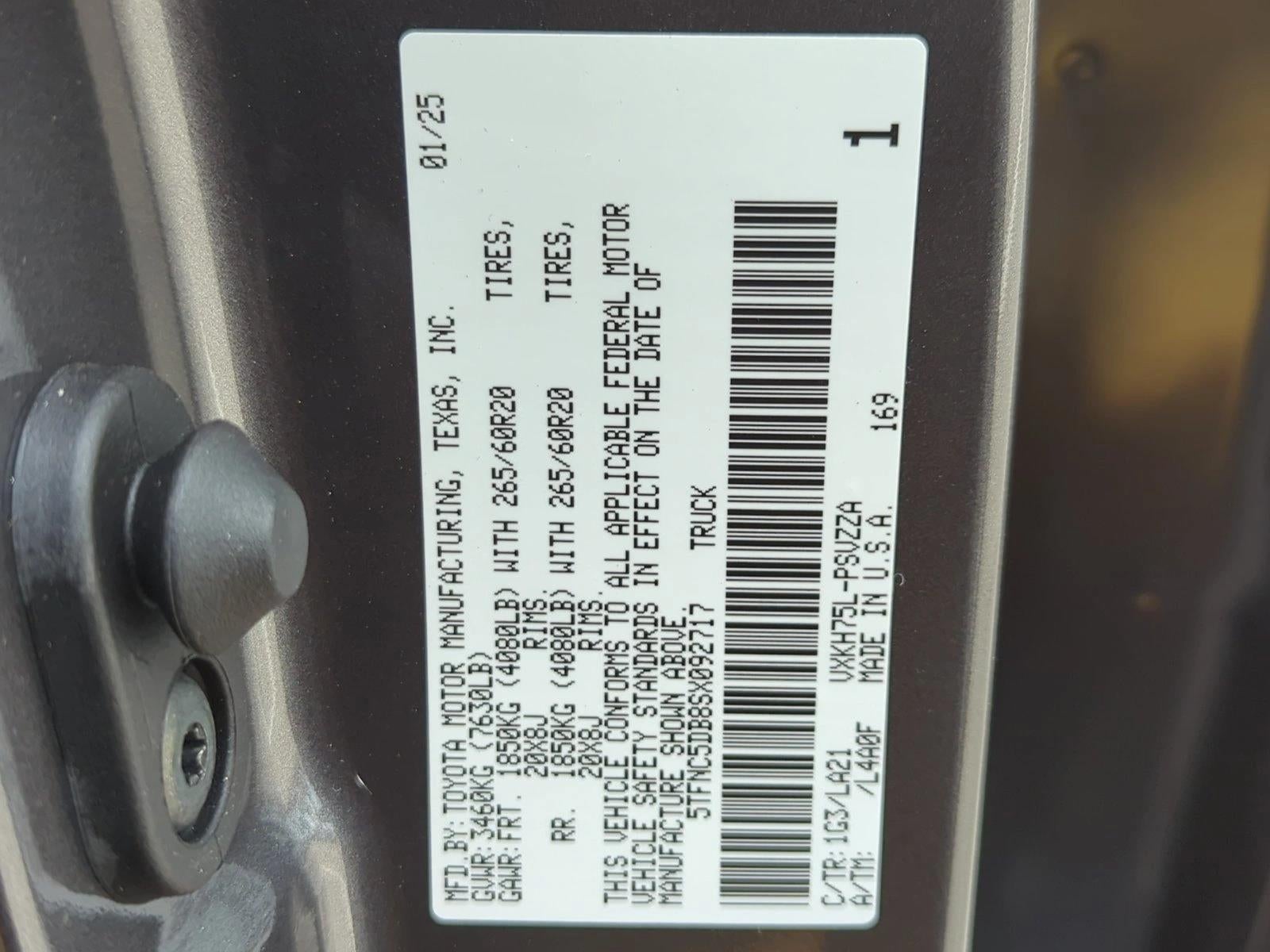2025 Toyota Tundra 4WD 4WD Platinum Hybrid CrewMax 5.5' Bed (Natl)