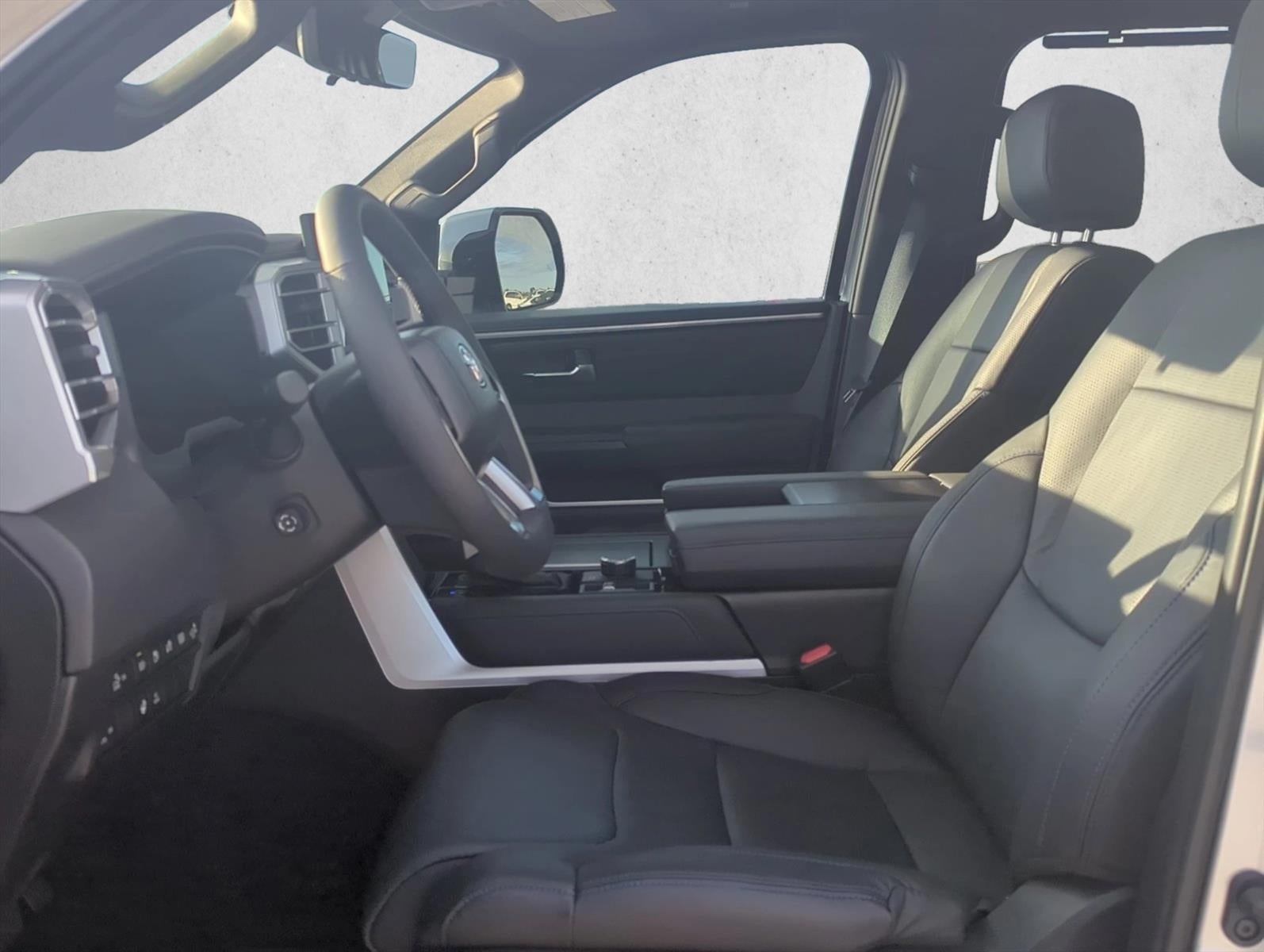 2025 Toyota Tundra 4WD 4WD Platinum Hybrid CrewMax 5.5' Bed (Natl)