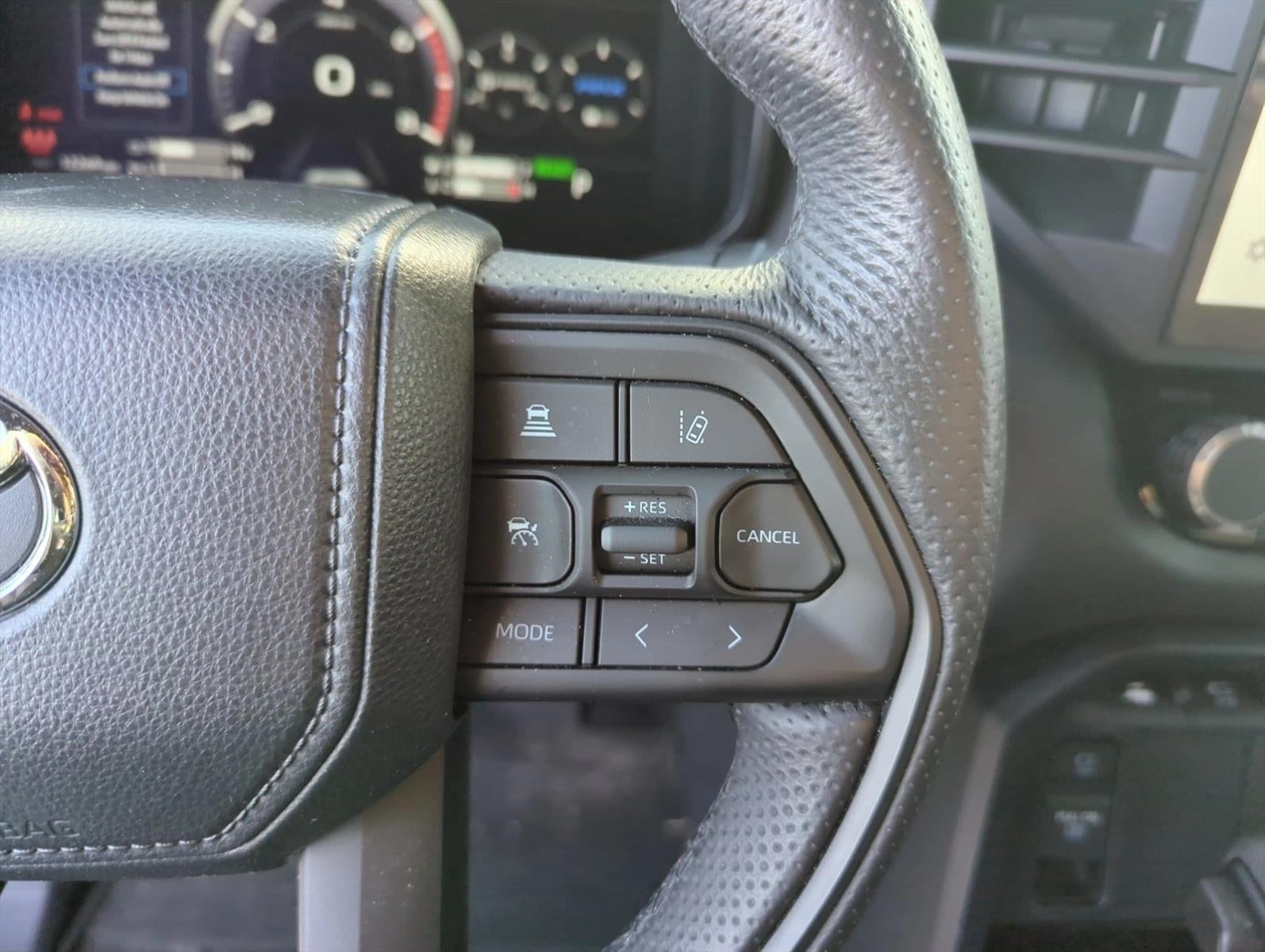 2025 Toyota Tundra 4WD 4WD TRD Pro Hybrid CrewMax 5.5' Bed (Natl)