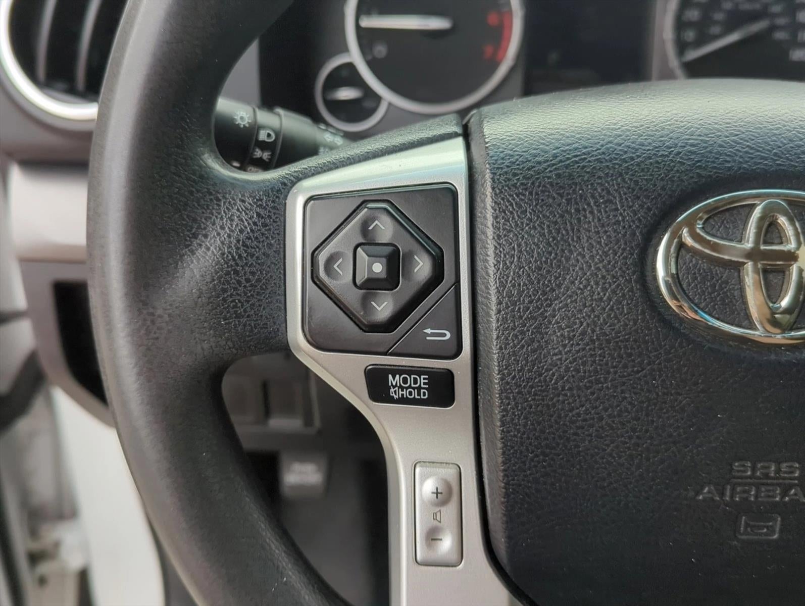 2015 Toyota Tundra 2WD Truck 2WD Double Cab Standard Bed 4.6L V8 SR5 (Natl)