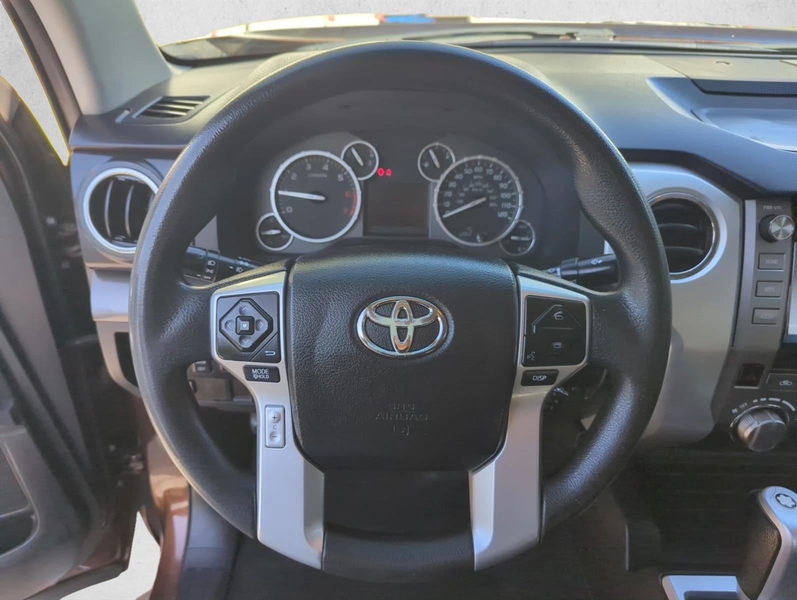 2016 Toyota Tundra 2WD Truck 2WD Double Cab Standard Bed 5.7L FFV V8 SR5 (Natl)