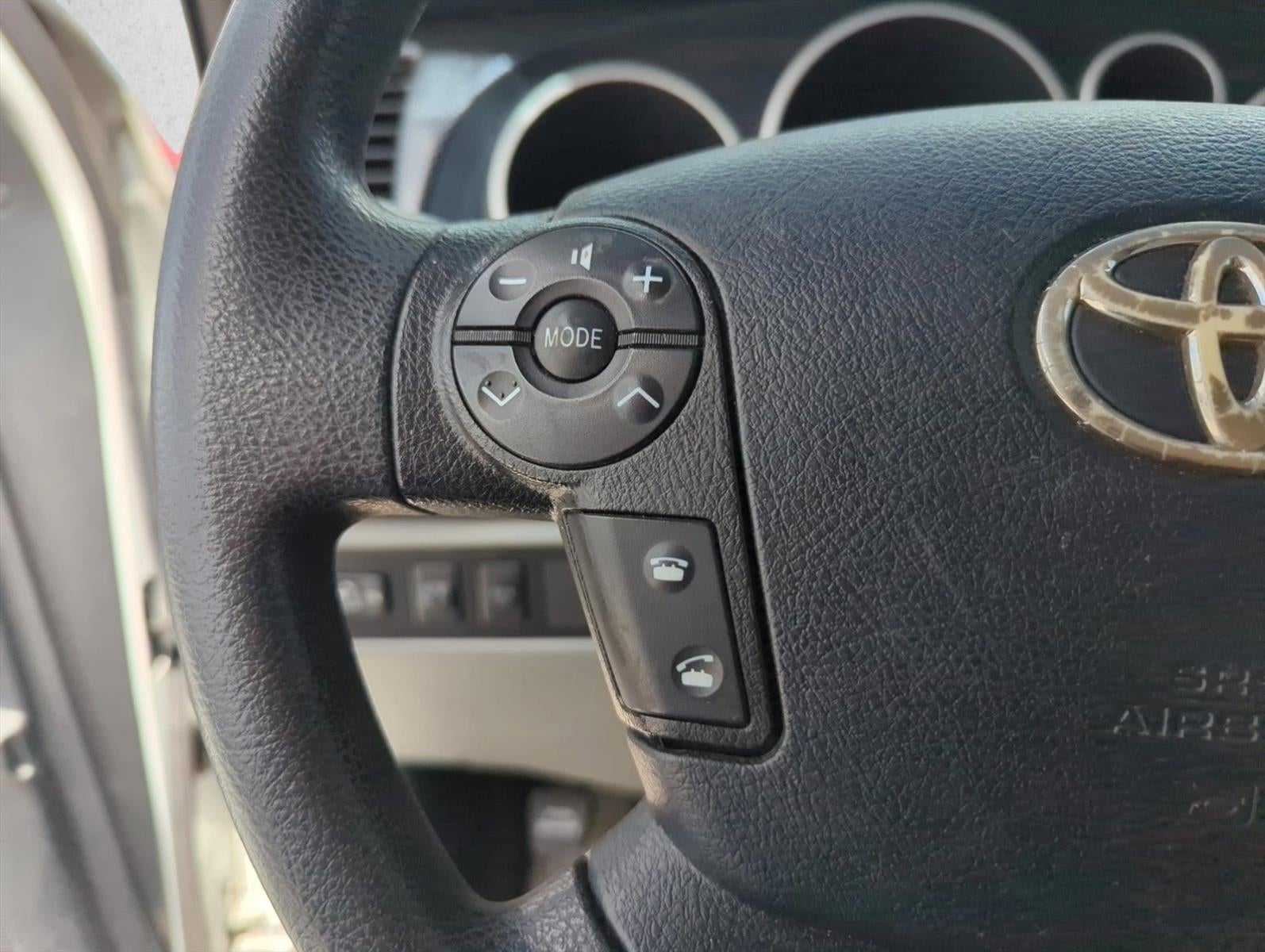 2010 Toyota Tundra 2WD Truck 2WD Double Cab Standard Bed 5.7L V8 (Natl)