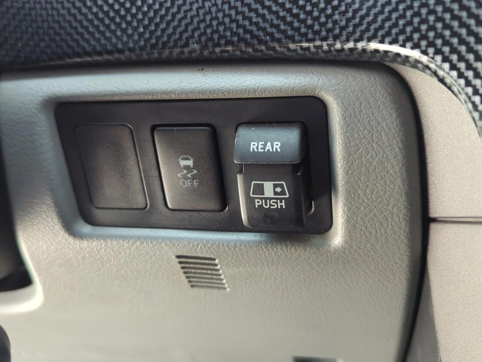 2010 Toyota Tundra 2WD Truck 2WD Double Cab Standard Bed 5.7L V8 (Natl)