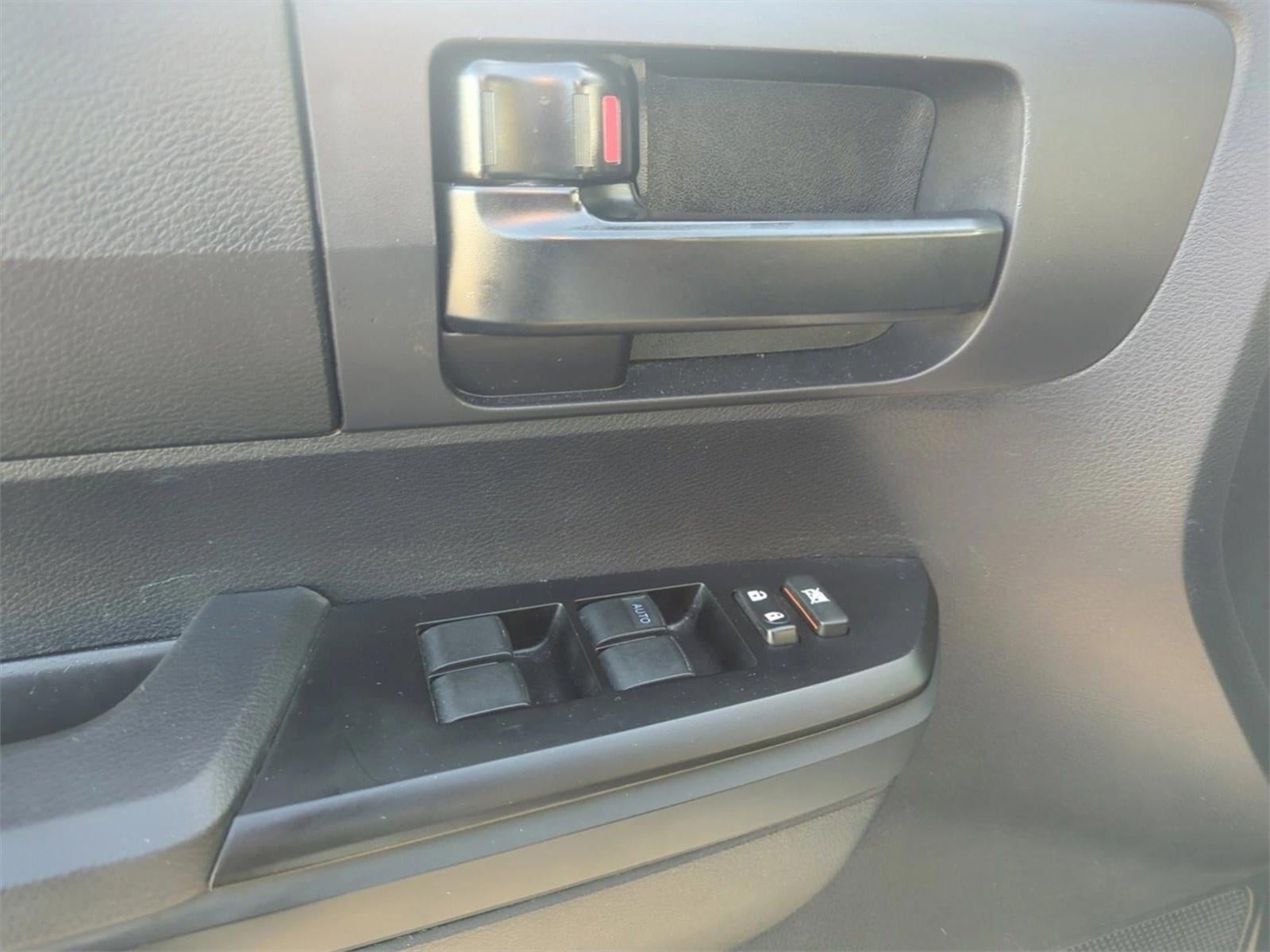 2021 Toyota Tundra 2WD 2WD SR Double Cab 6.5' Bed 5.7L (Natl)