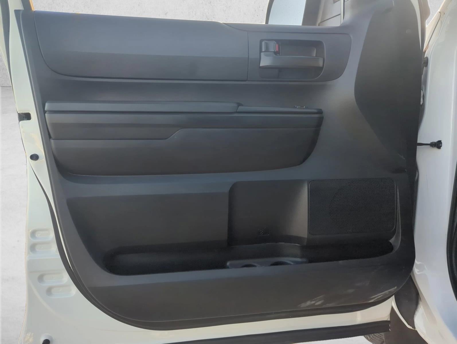 2021 Toyota Tundra 2WD 2WD SR Double Cab 6.5' Bed 5.7L (Natl)