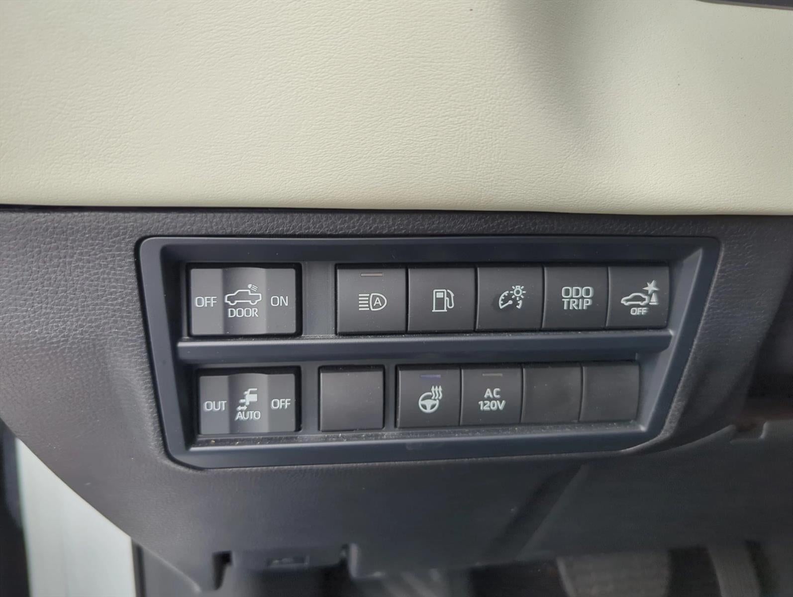 2024 Toyota Tundra 4WD 4WD Capstone Hybrid CrewMax 5.5' Bed (Natl)