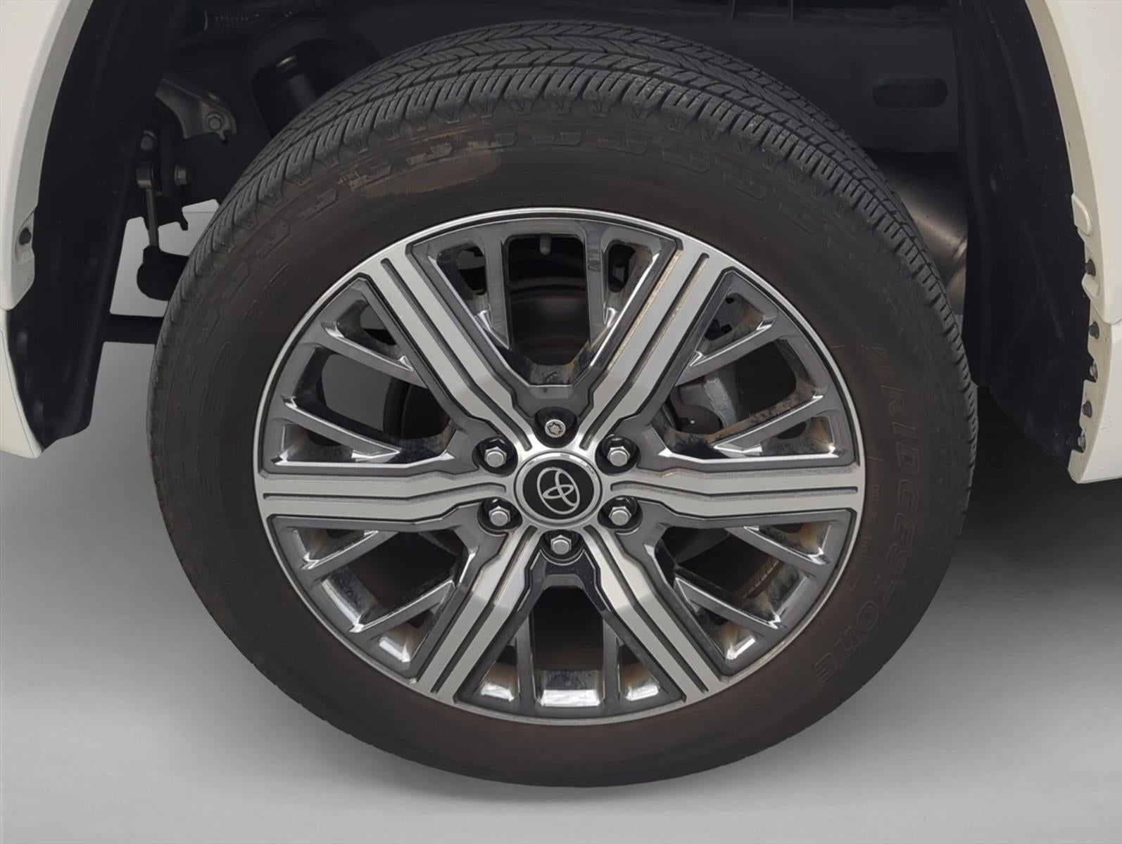 2024 Toyota Tundra 4WD 4WD Capstone Hybrid CrewMax 5.5' Bed (Natl)