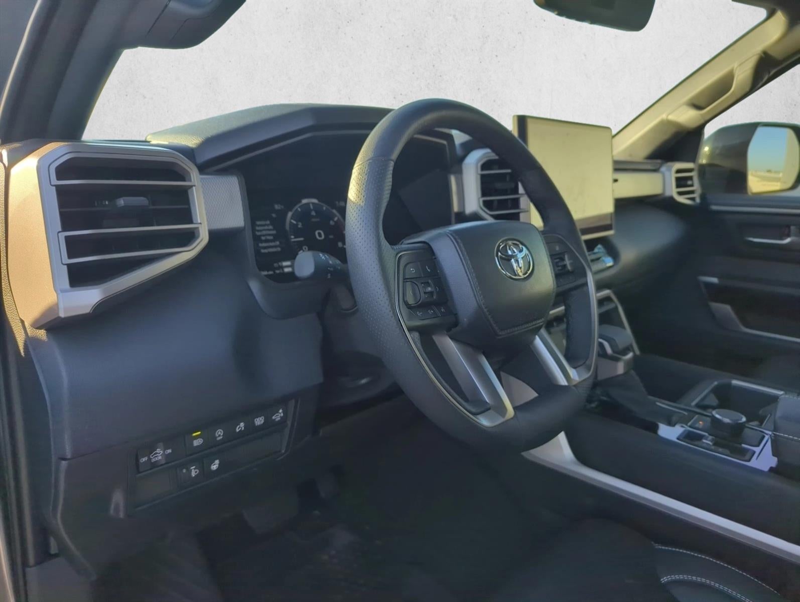2026 Toyota Tundra 4WD 4WD Limited CrewMax 5.5' Bed (Natl)