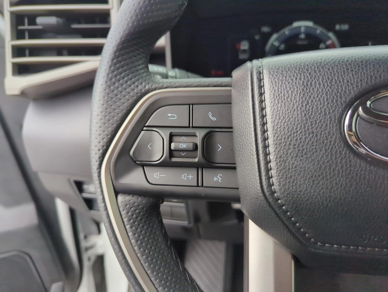 2025 Toyota Tundra 4WD 4WD Limited CrewMax 5.5' Bed (Natl)