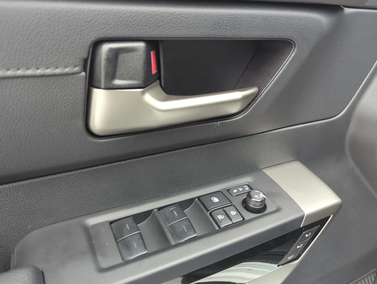 2025 Toyota Tundra 4WD 4WD Limited CrewMax 5.5' Bed (Natl)