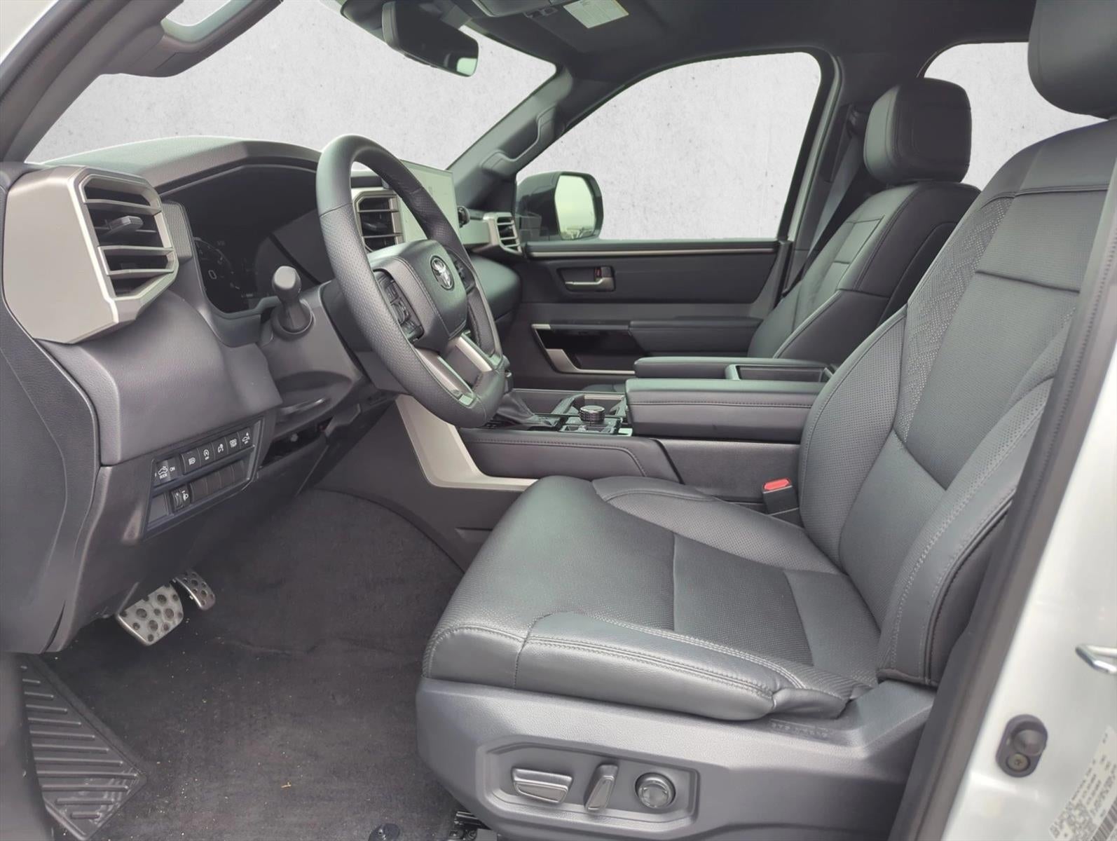 2025 Toyota Tundra 4WD 4WD Limited CrewMax 5.5' Bed (Natl)