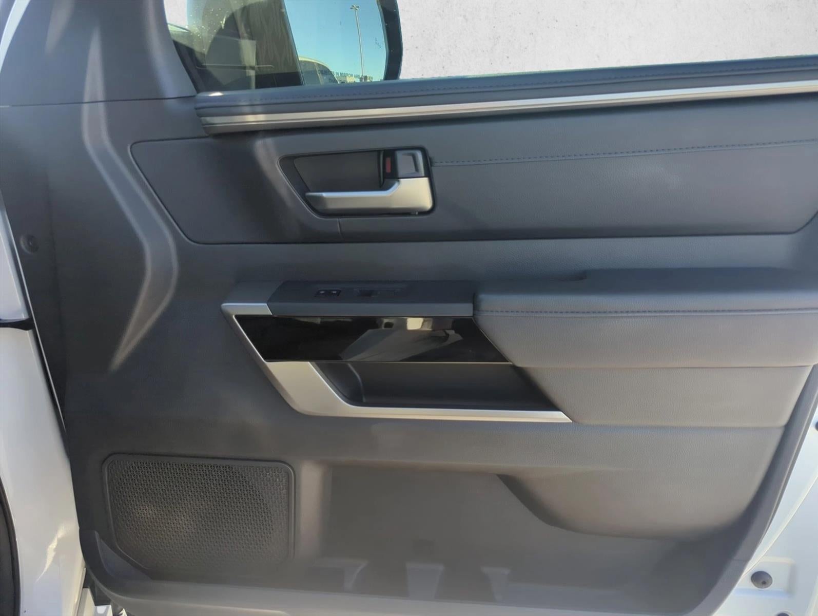 2025 Toyota Tundra 4WD 4WD Limited CrewMax 5.5' Bed (Natl)