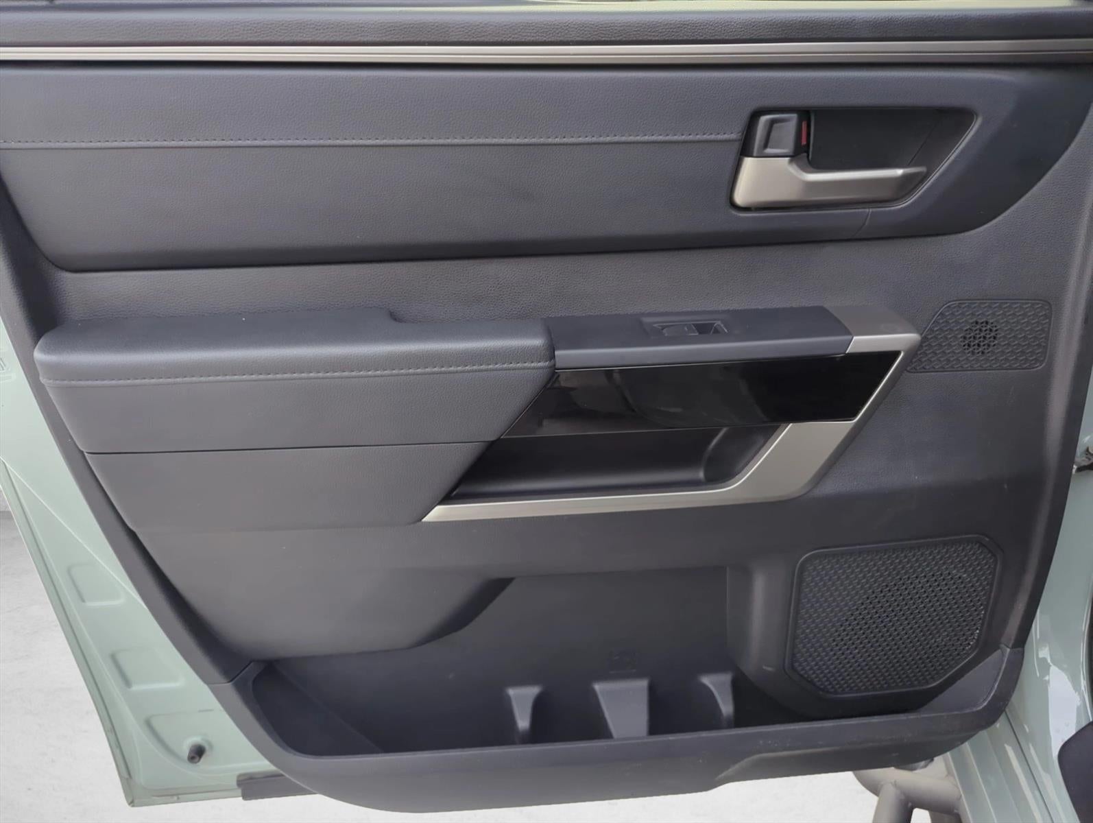 2024 Toyota Tundra 2WD 2WD Limited Hybrid CrewMax 5.5' Bed (Natl)