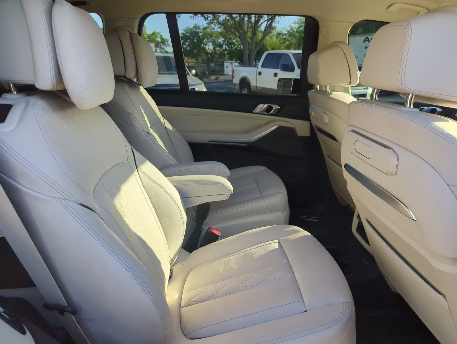 2024 BMW X7 xDrive40i Sports Activity Vehicle