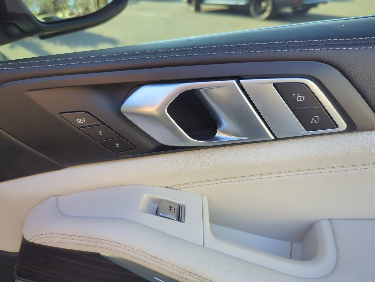 2024 BMW X7 xDrive40i Sports Activity Vehicle