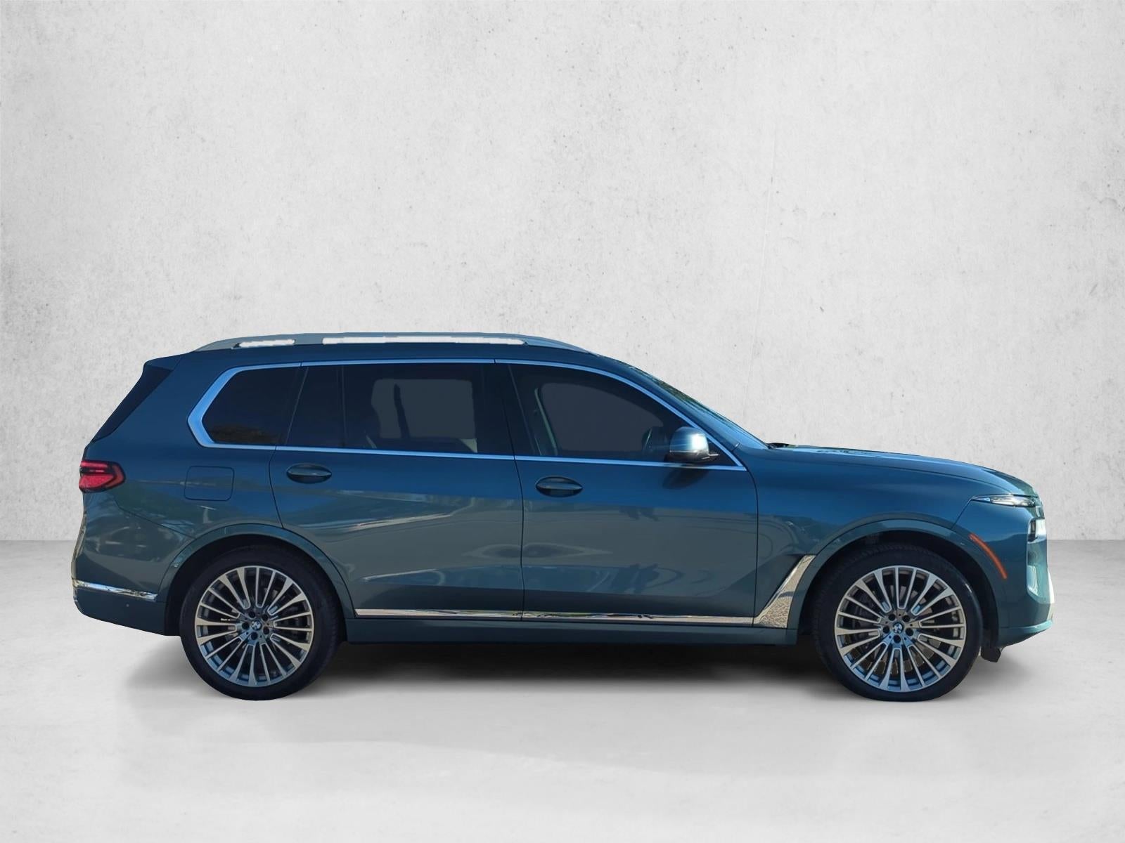 2024 BMW X7 xDrive40i Sports Activity Vehicle