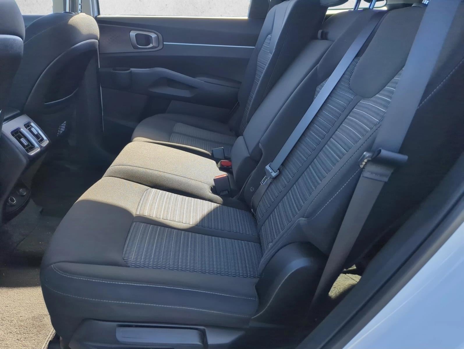 2023 Kia Sorento LX FWD