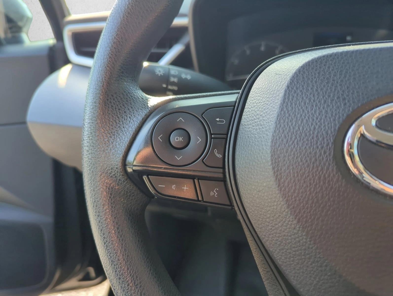 2023 Toyota Corolla LE CVT (Natl)