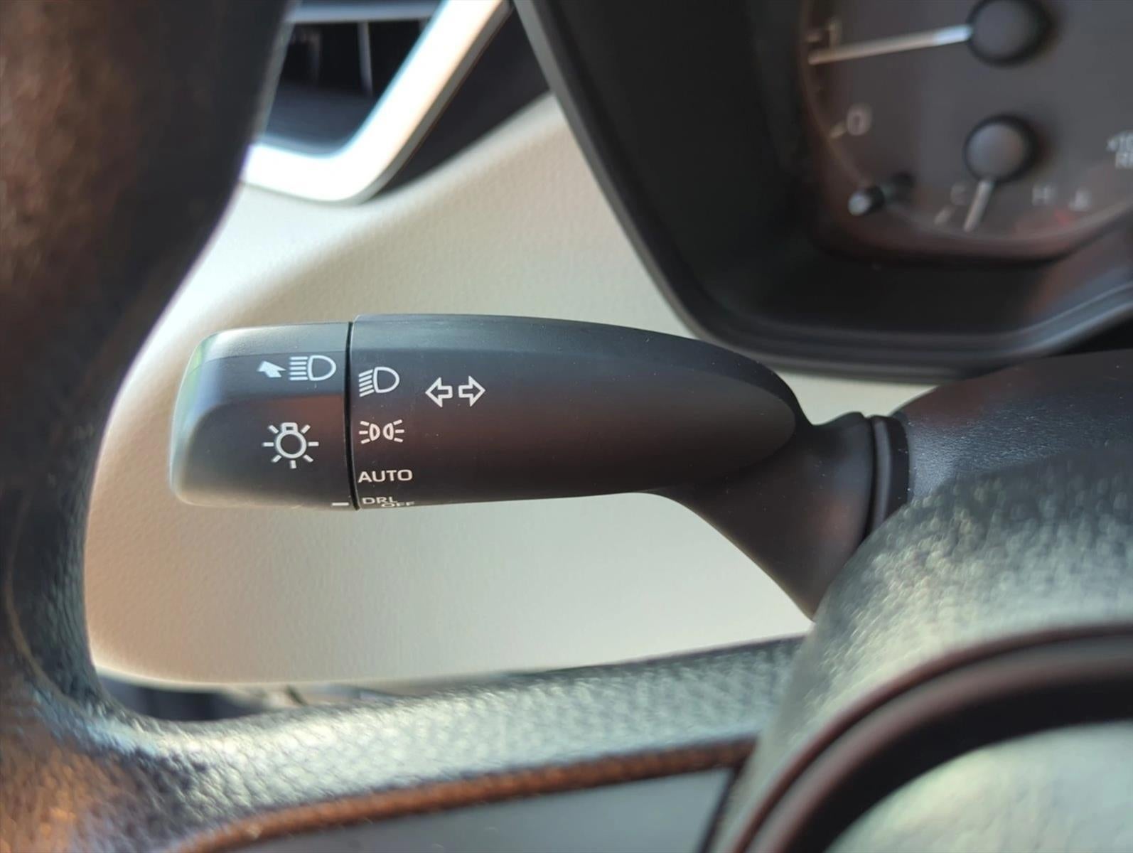 2025 Toyota Corolla LE CVT (Natl)