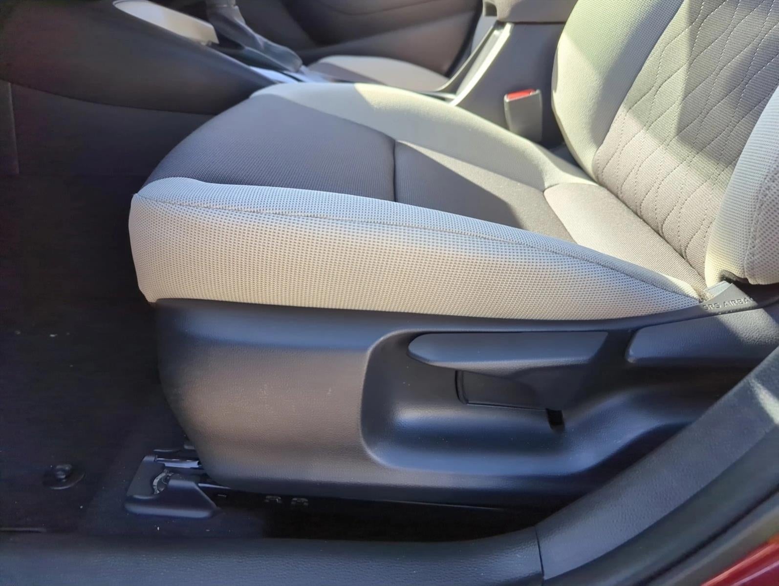 2025 Toyota Corolla LE CVT (Natl)