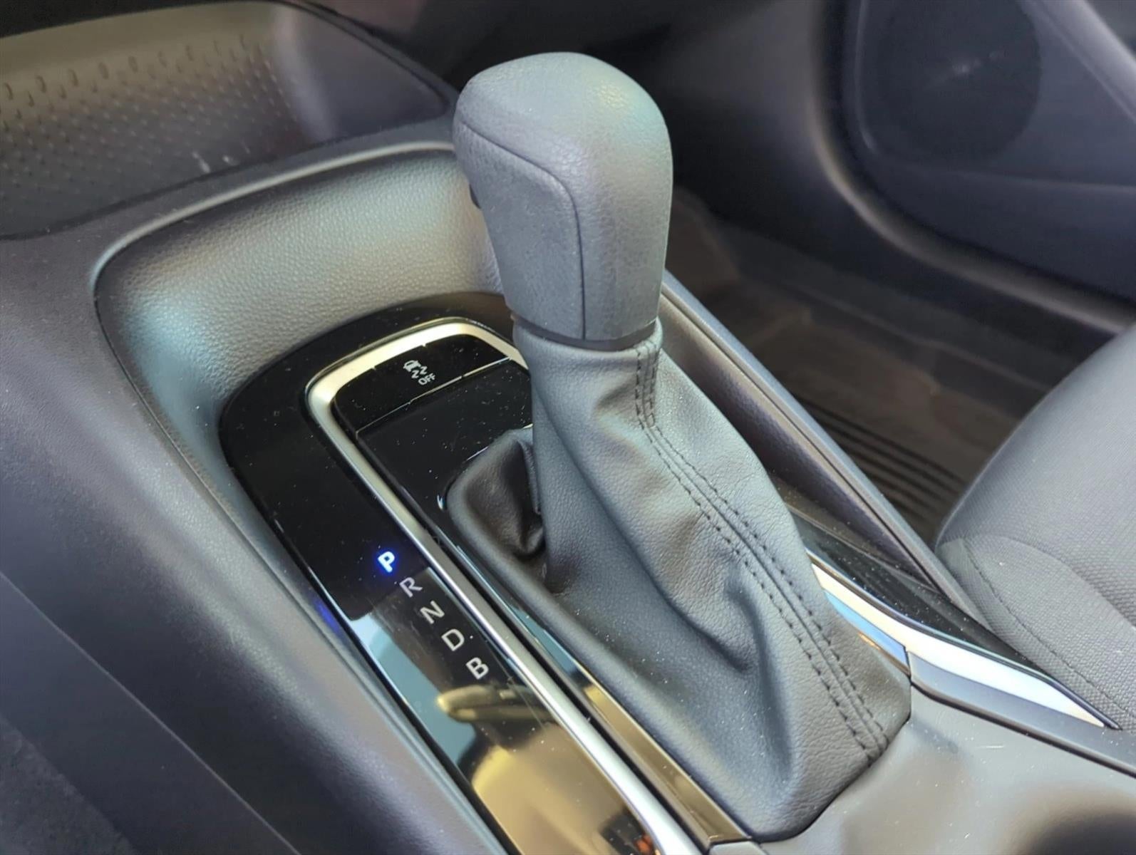 2025 Toyota Corolla LE CVT (Natl)