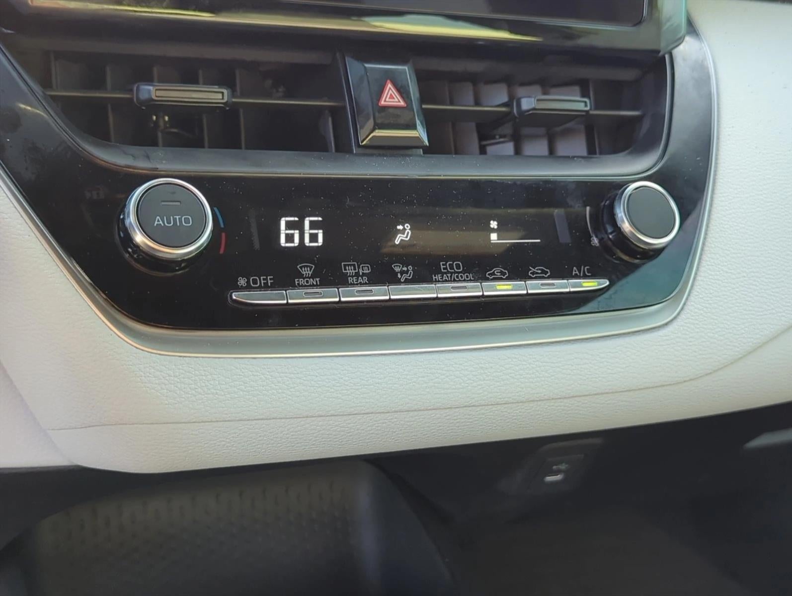 2026 Toyota Corolla SE CVT (Natl)