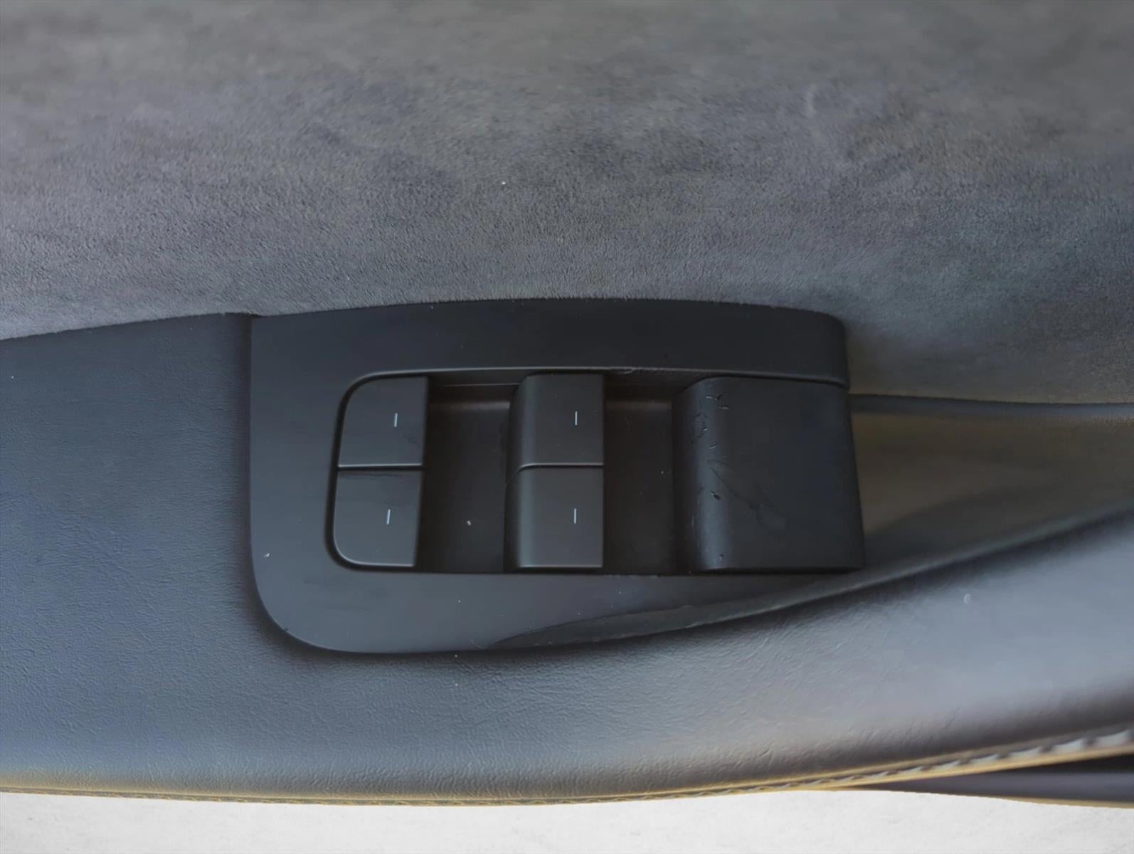 2022 Tesla Model 3 RWD