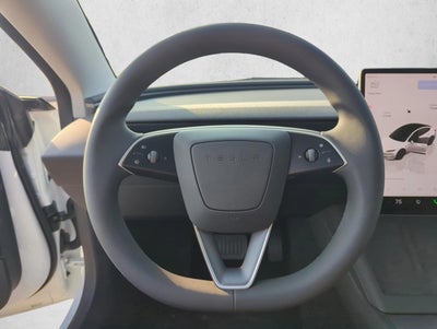 2025 Tesla Model 3 Standard RWD