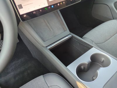2025 Tesla Model 3 Standard RWD