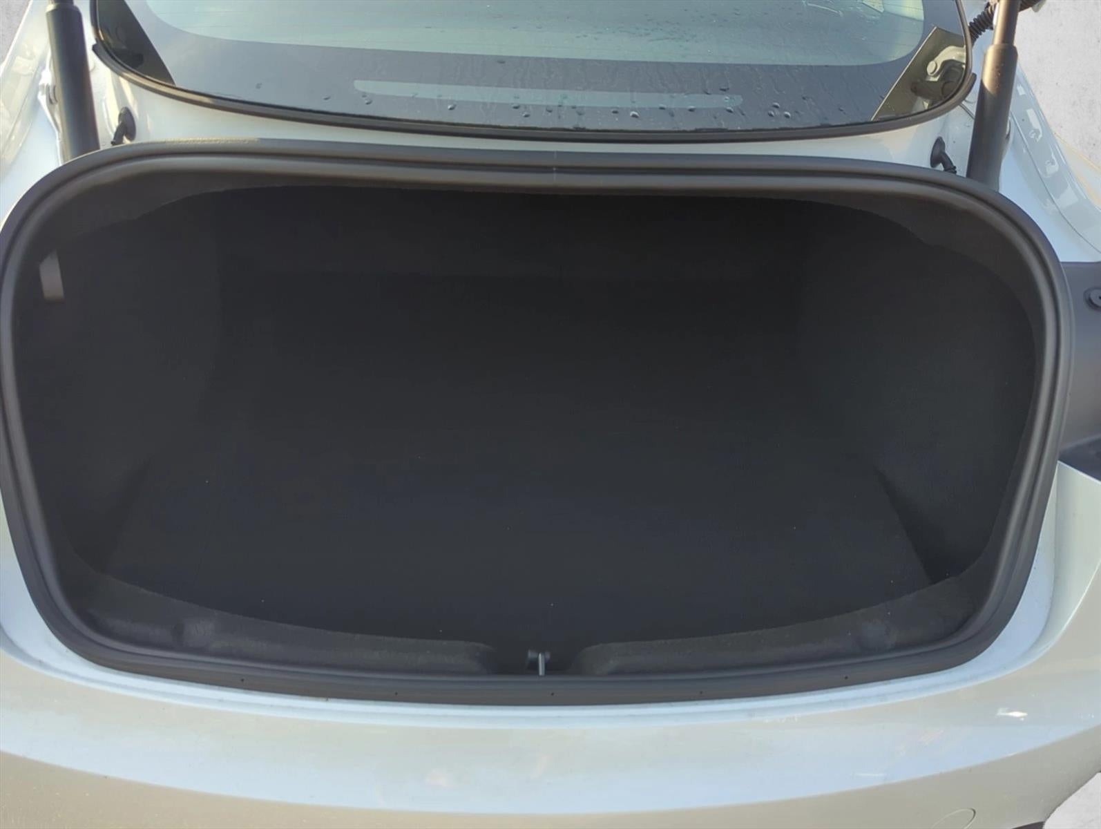 2025 Tesla Model 3 Standard RWD