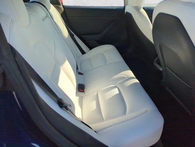2022 Tesla Model 3 Long Range AWD *Ltd Avail*