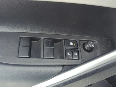 2025 Toyota Corolla Cross L 2WD (Natl)