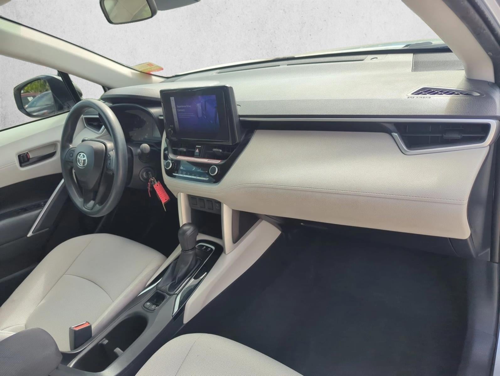 2024 Toyota Corolla Cross L 2WD (Natl)