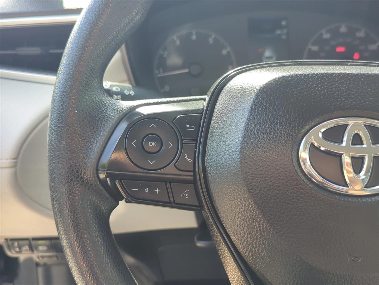 2024 Toyota Corolla Cross L 2WD (Natl)