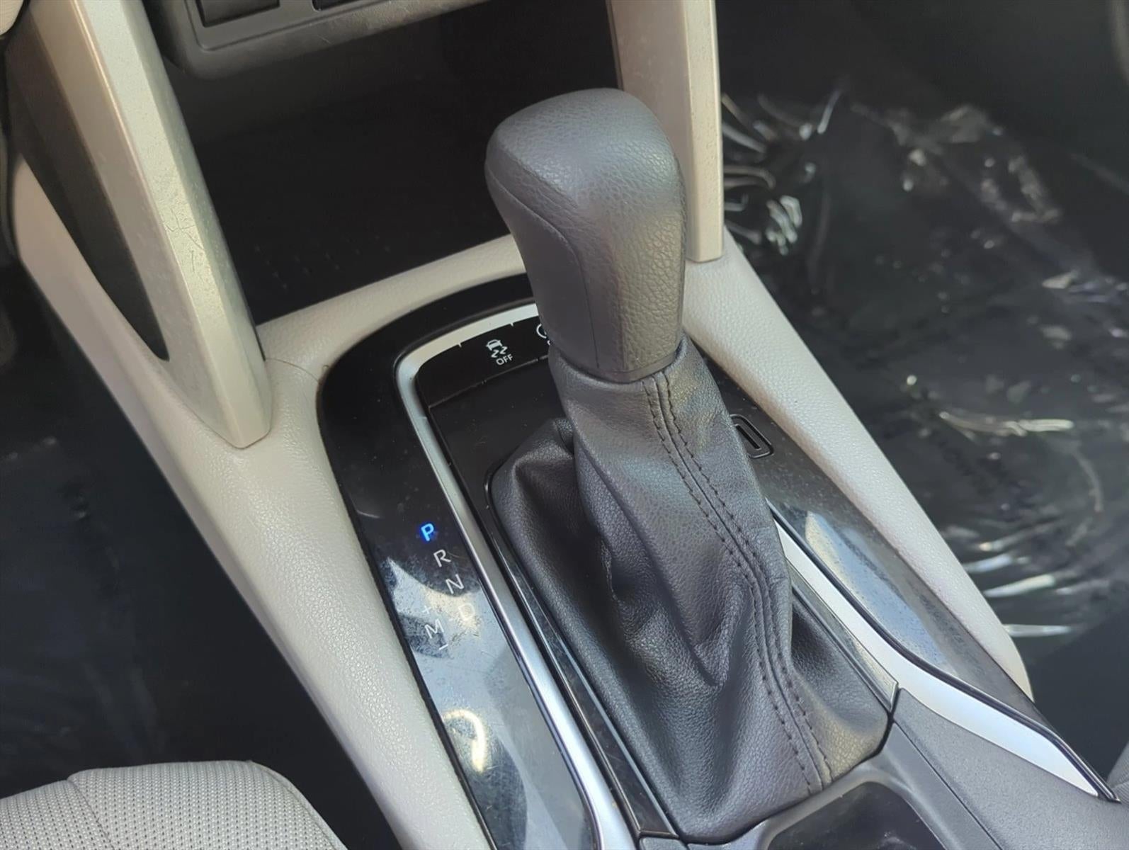 2024 Toyota Corolla Cross L 2WD (Natl)