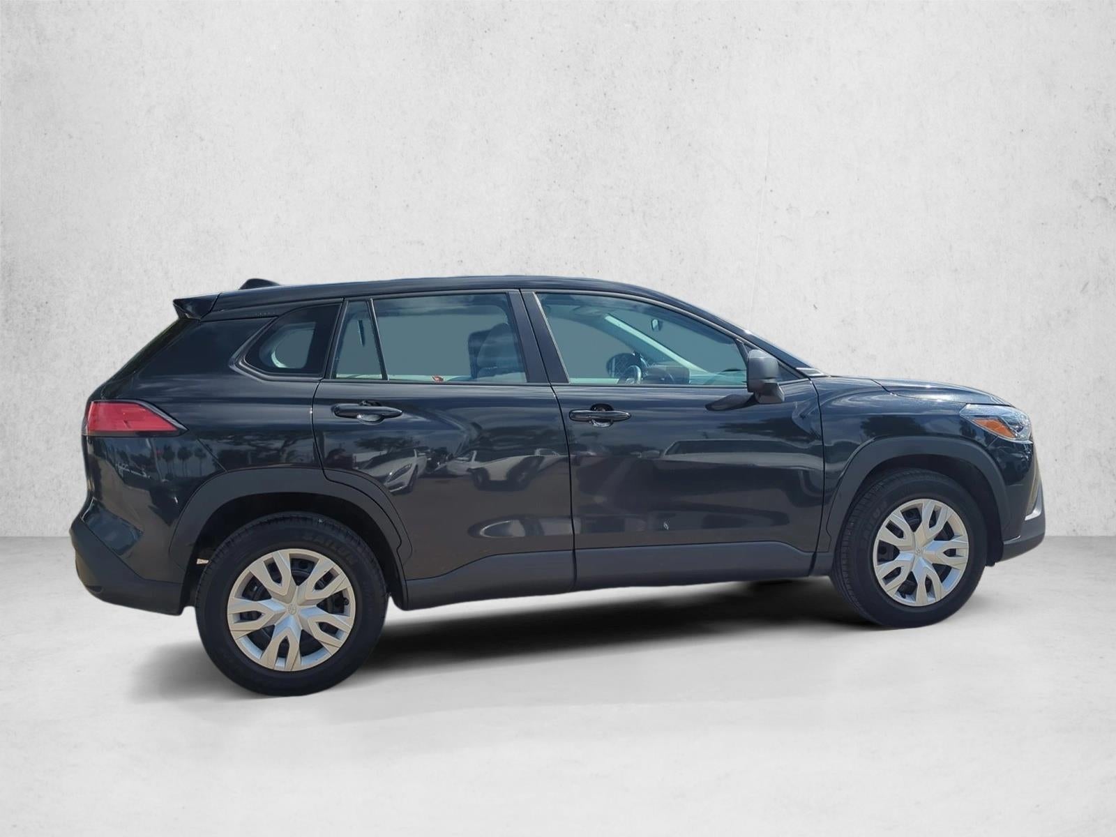 2024 Toyota Corolla Cross L 2WD (Natl)