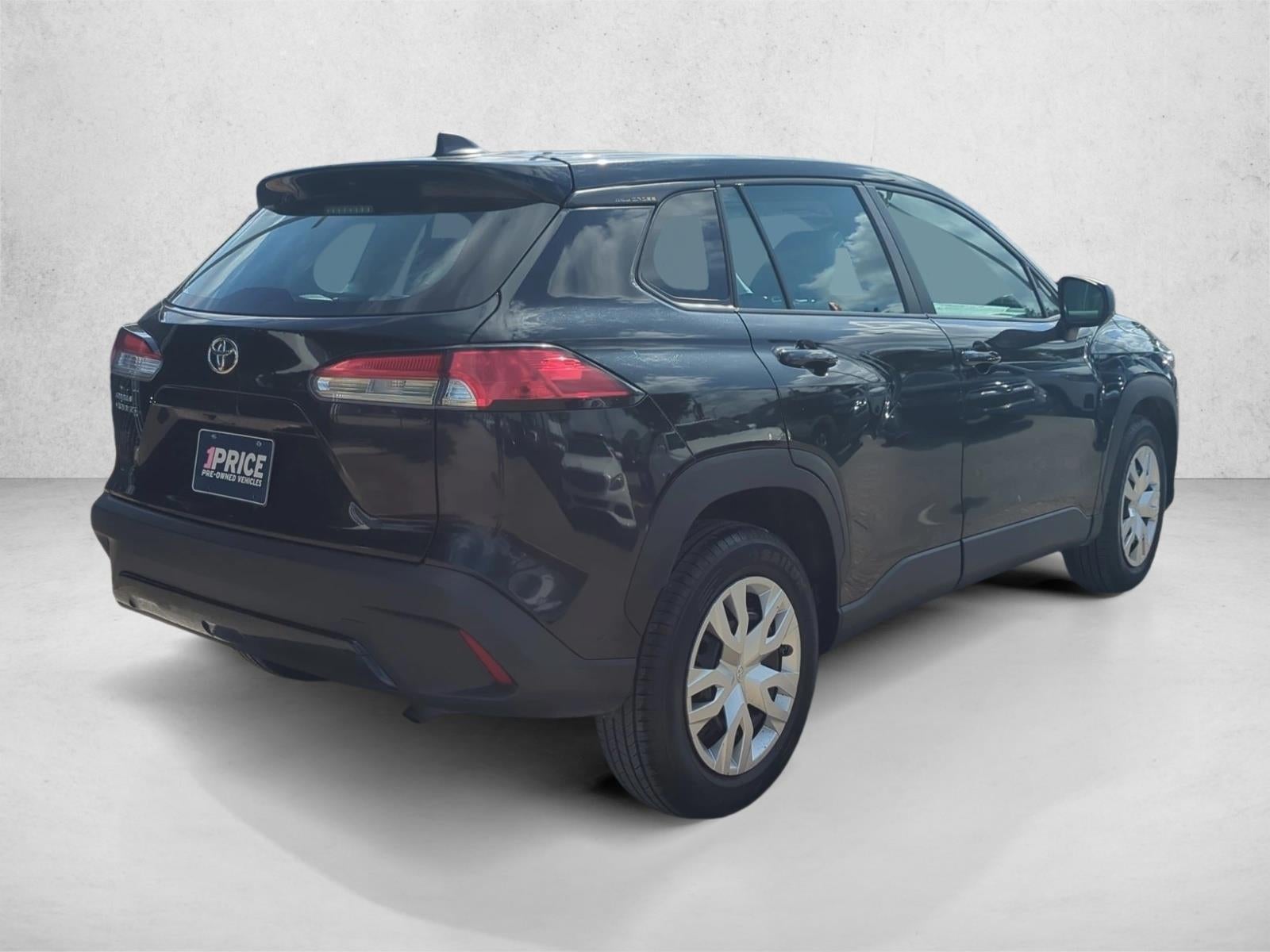 2024 Toyota Corolla Cross L 2WD (Natl)