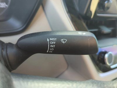 2024 Toyota Corolla Cross L 2WD (Natl)