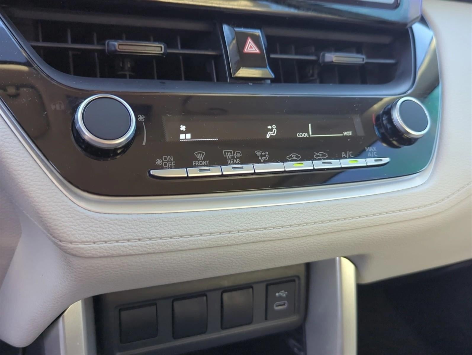 2024 Toyota Corolla Cross L 2WD (Natl)