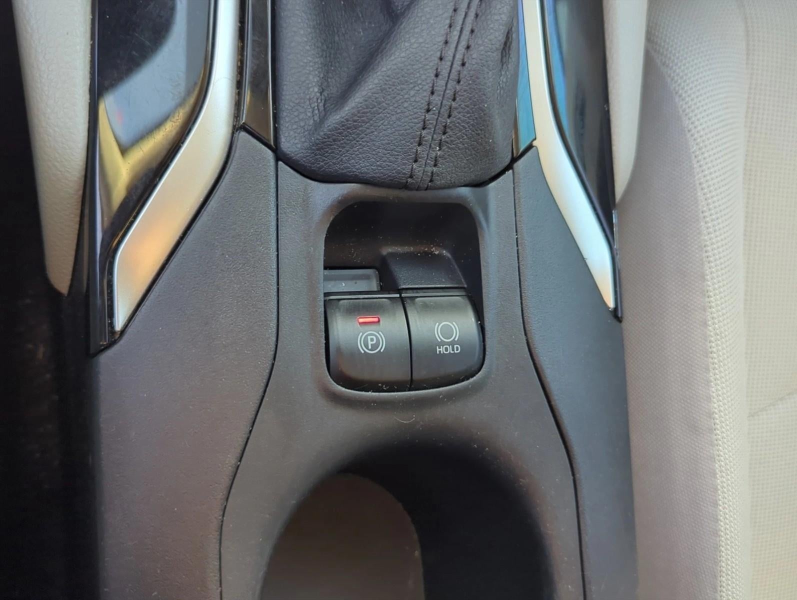 2024 Toyota Corolla Cross L 2WD (Natl)