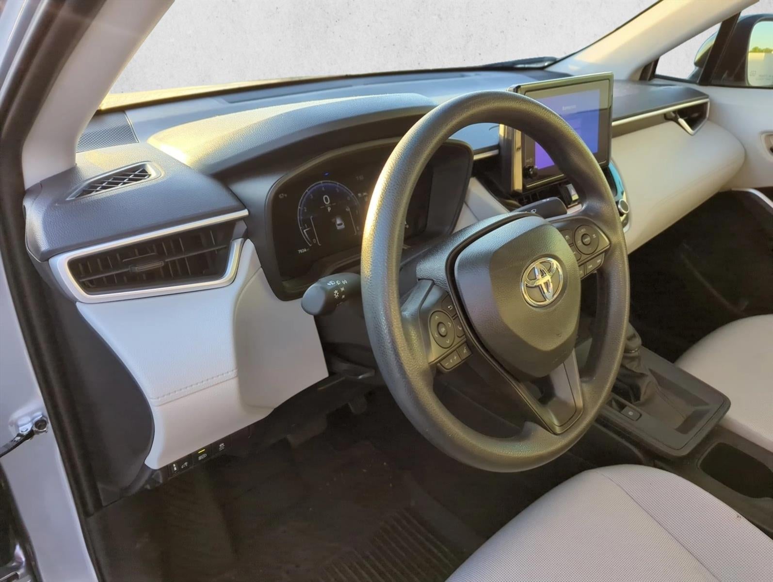 2026 Toyota Corolla Cross L 2WD (Natl)