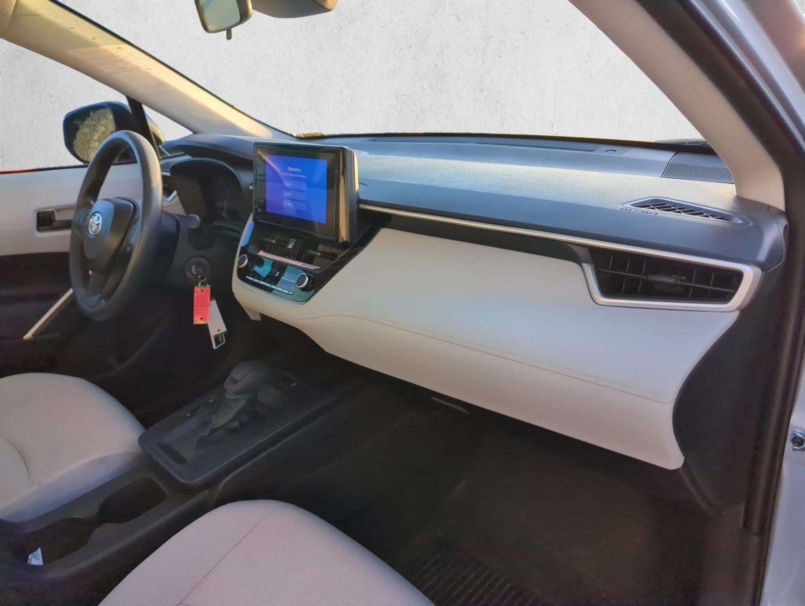 2026 Toyota Corolla Cross L 2WD (Natl)