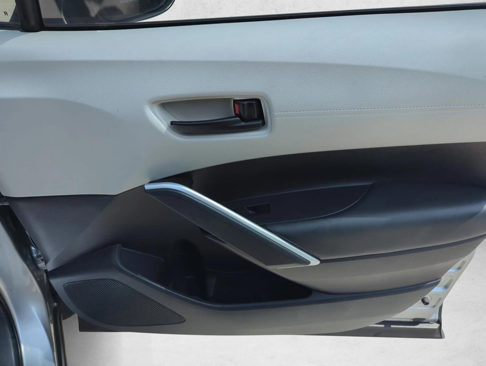 2022 Toyota Corolla Cross L 2WD (Natl)