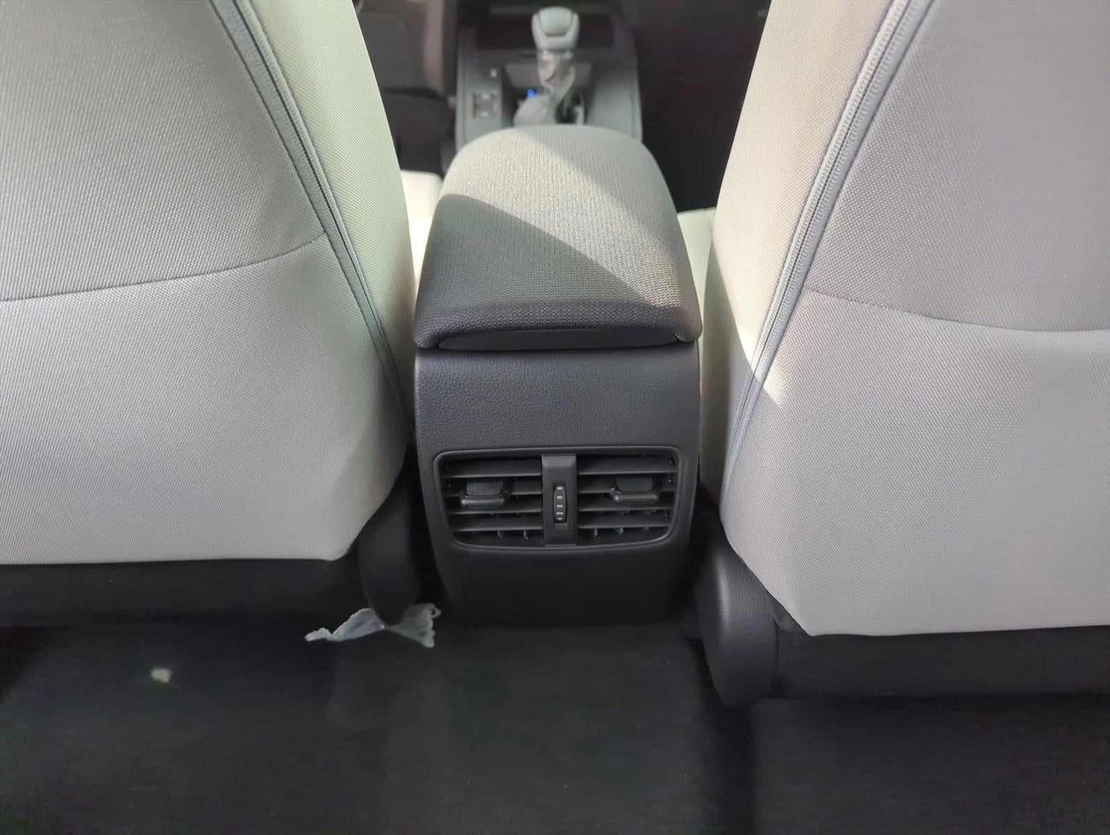 2026 Toyota Corolla Cross L 2WD (Natl)