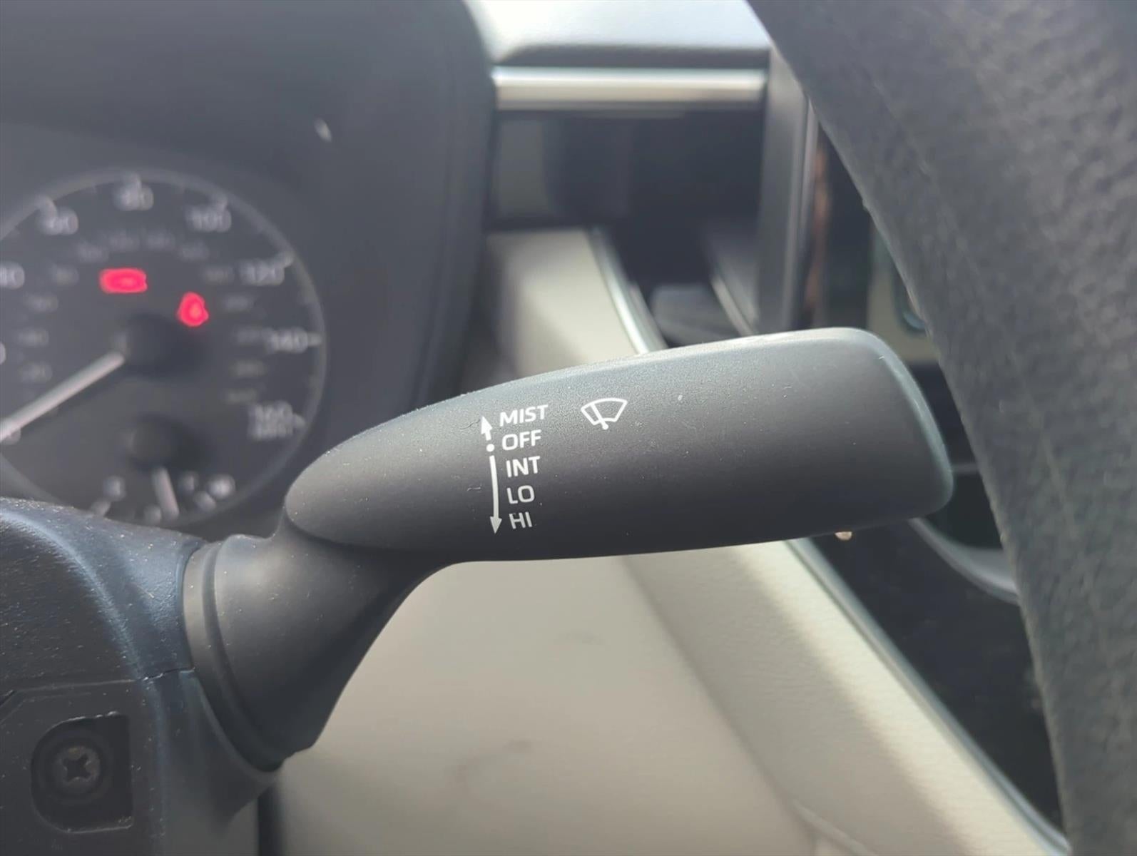 2025 Toyota Corolla Cross L 2WD (Natl)