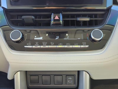 2025 Toyota Corolla Cross L 2WD (Natl)