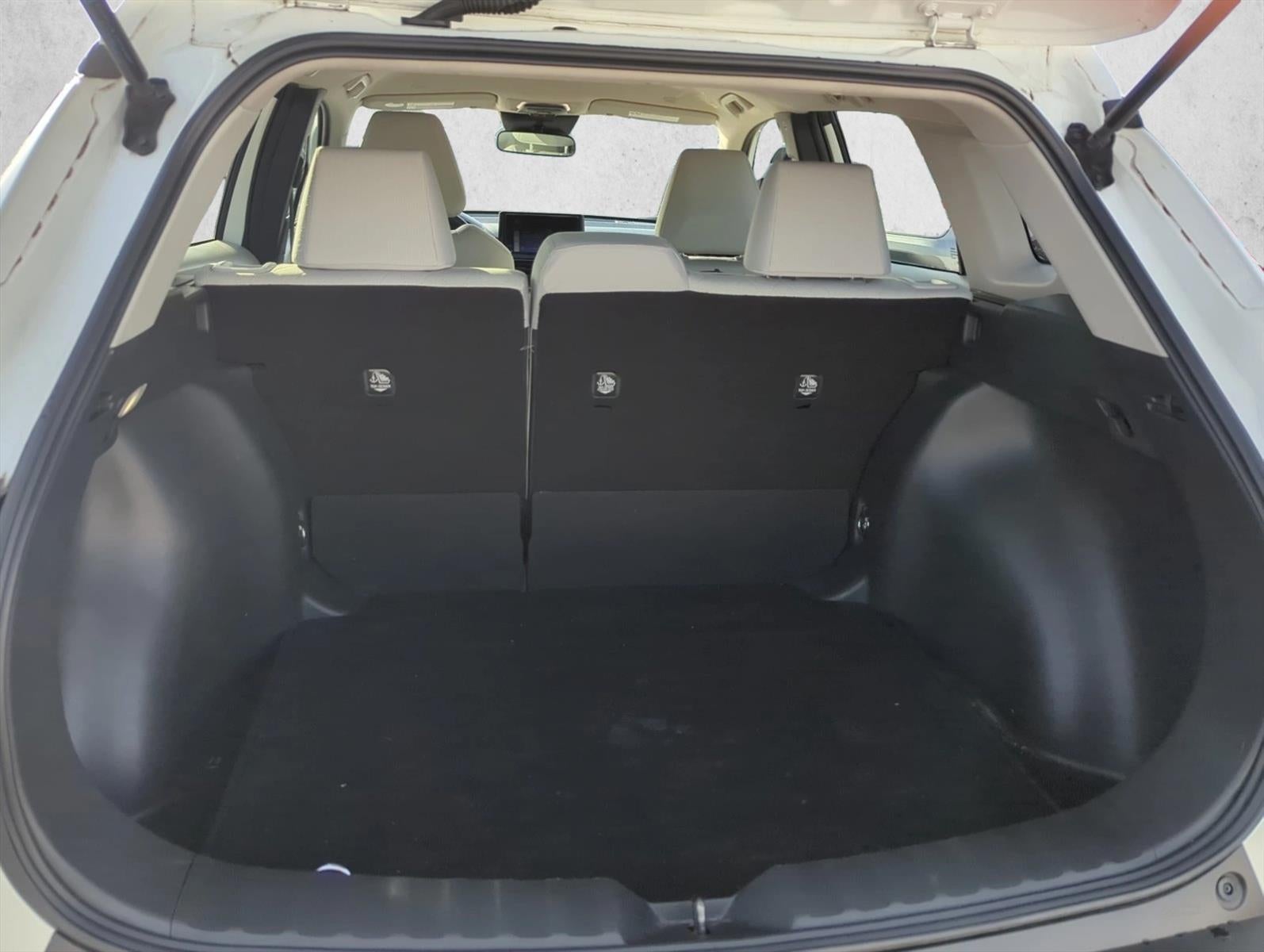 2023 Toyota Corolla Cross L 2WD (Natl)