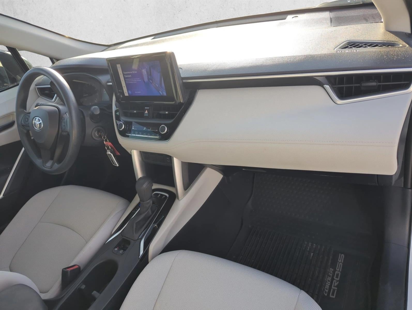 2023 Toyota Corolla Cross L 2WD (Natl)